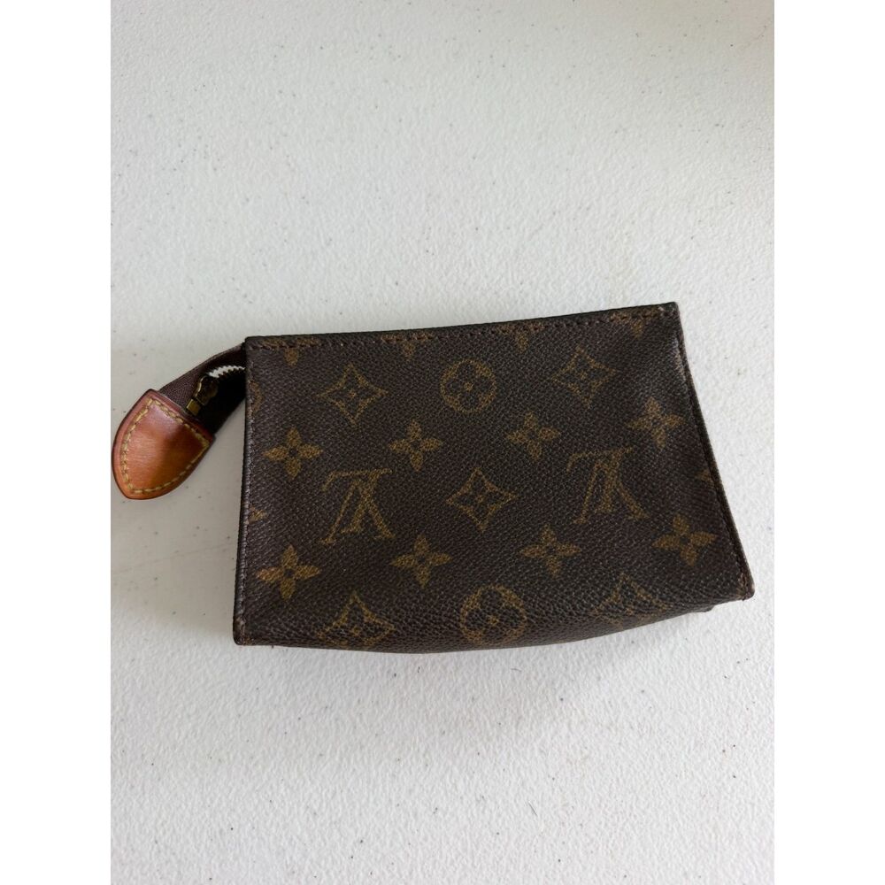 Vintage Louis Vuitton Monogram Toiletry Pouch 15 Poche Toilette Cosmetic Bag